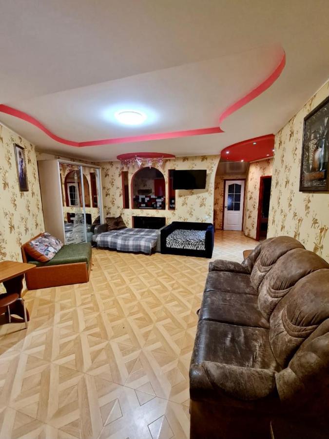 Мини-Отель Kropywnyzkyj Exterior foto